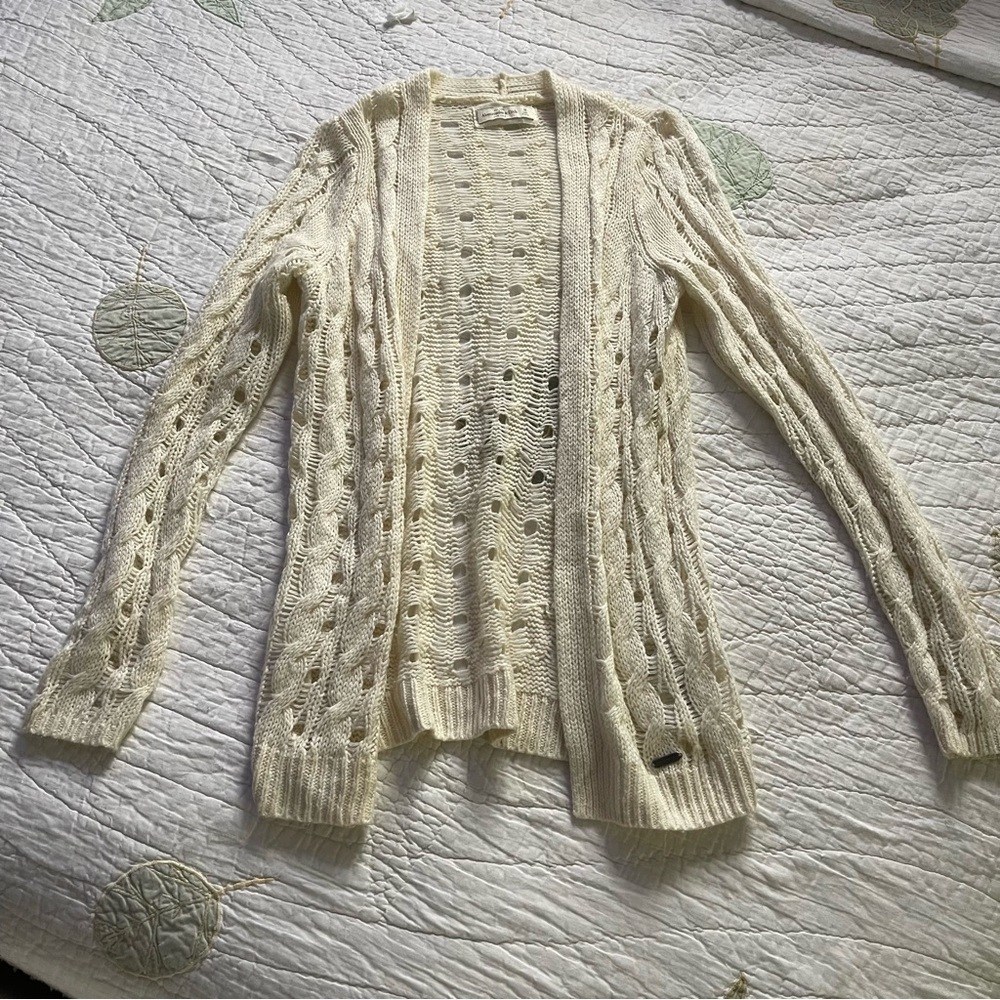 Abercrombie & Fitch knit cardigan
